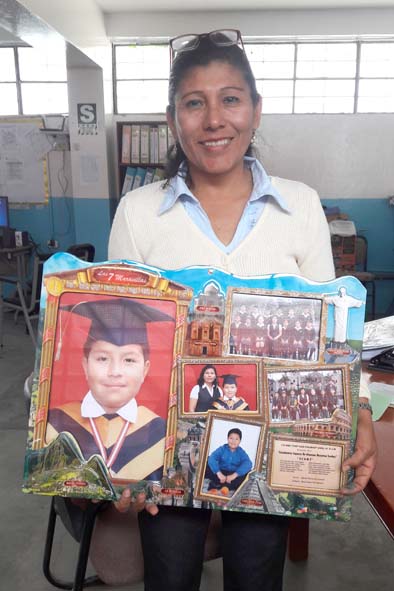 placa de recordatorio en el colegio para la profesora 6